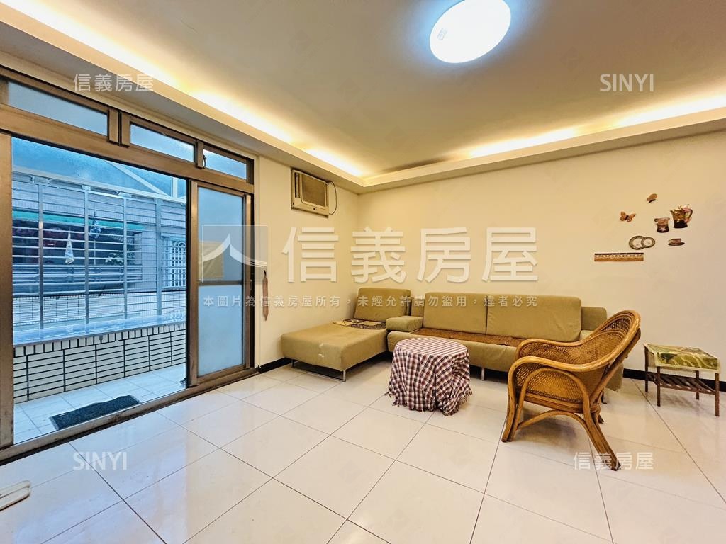 中正近捷運。豪邸大戶房屋室內格局與周邊環境