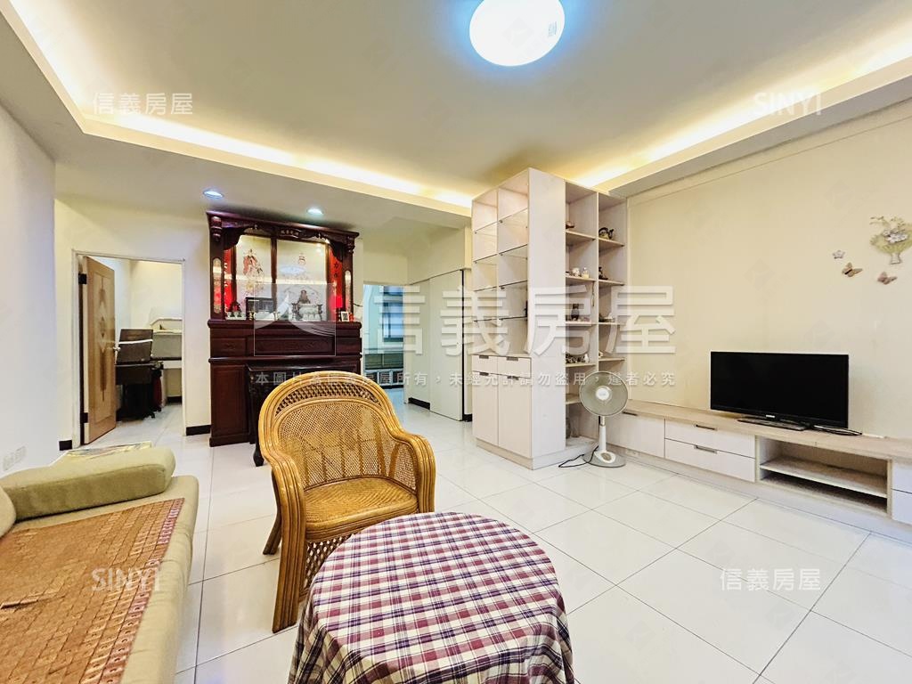 中正近捷運。豪邸大戶房屋室內格局與周邊環境