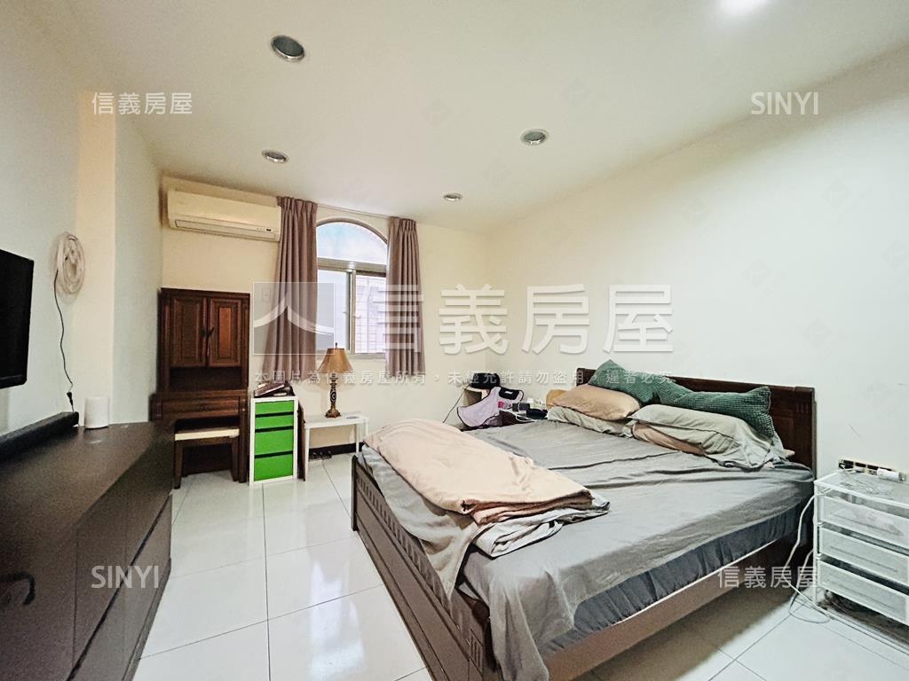 中正近捷運。豪邸大戶房屋室內格局與周邊環境