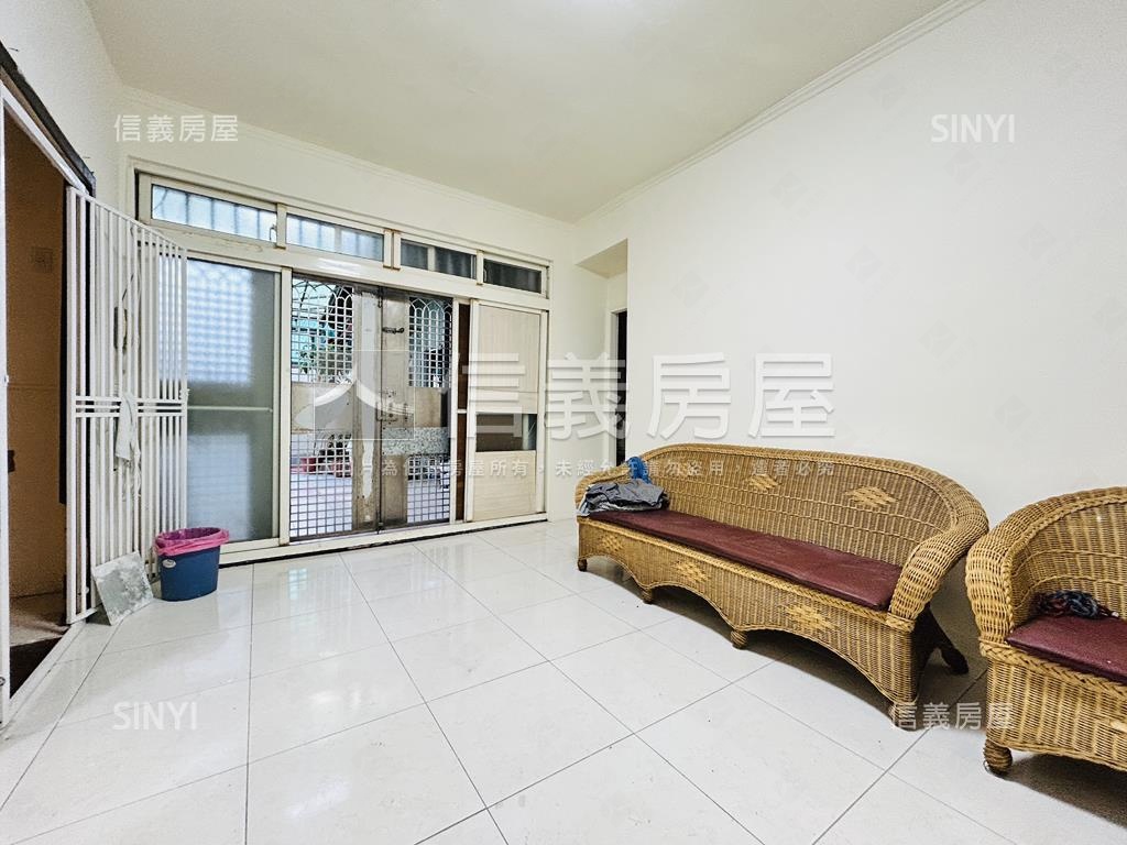 中正近捷運。豪邸大戶房屋室內格局與周邊環境