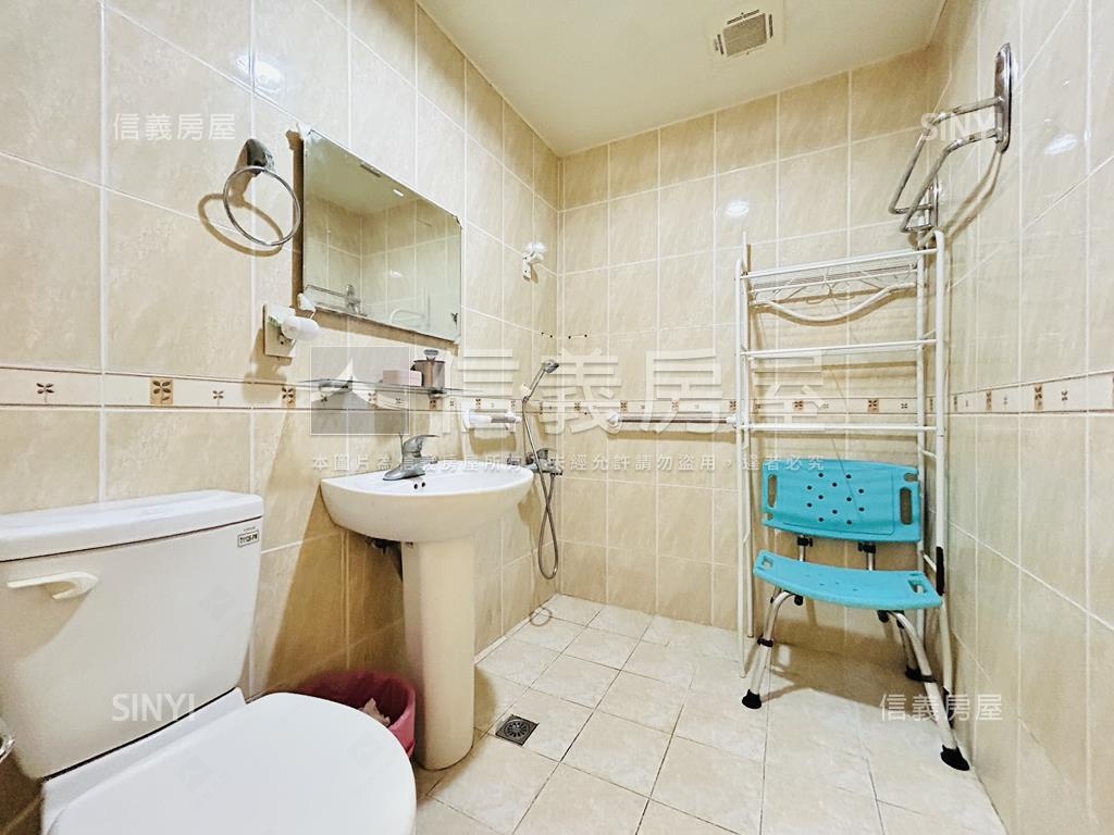 中正近捷運。豪邸大戶房屋室內格局與周邊環境