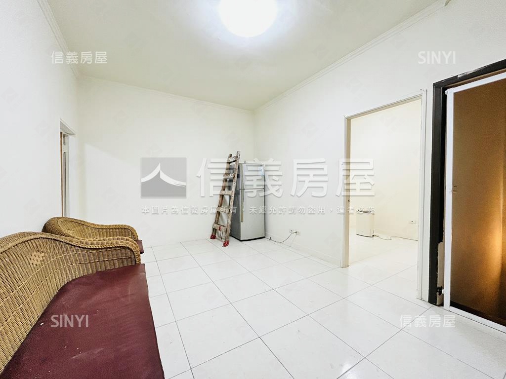 中正近捷運。豪邸大戶房屋室內格局與周邊環境