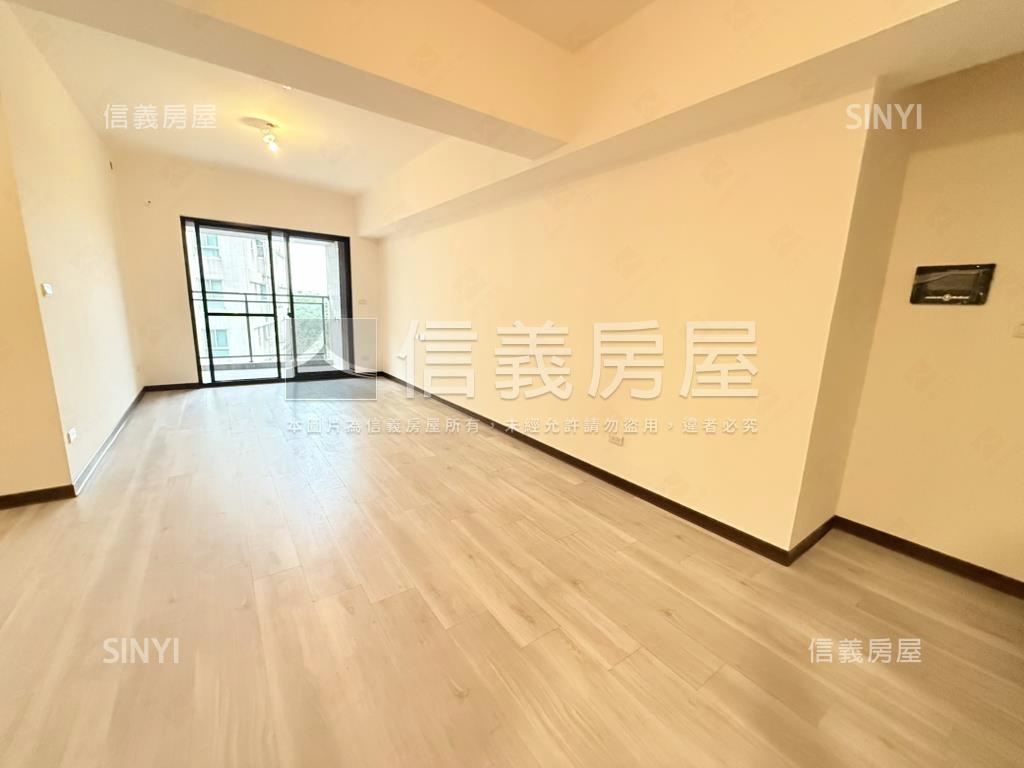 櫻花旭。愜意３房車位房屋室內格局與周邊環境