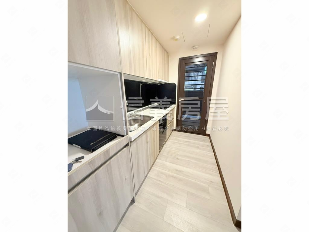 櫻花旭。愜意３房車位房屋室內格局與周邊環境