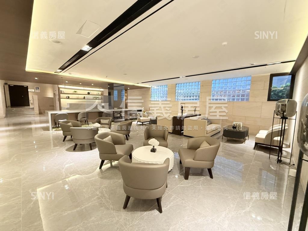 櫻花旭。愜意３房車位房屋室內格局與周邊環境