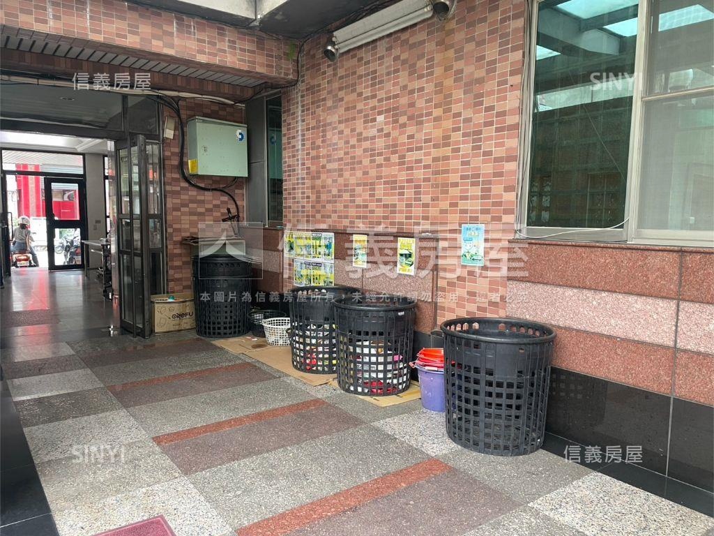 曉陽路高樓層大三房平車房屋室內格局與周邊環境
