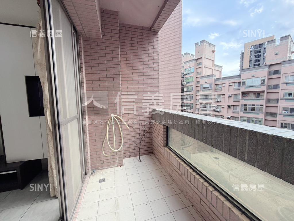 昌益方正採光成家附車位房屋室內格局與周邊環境