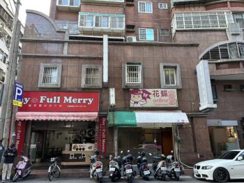 振興路金店面