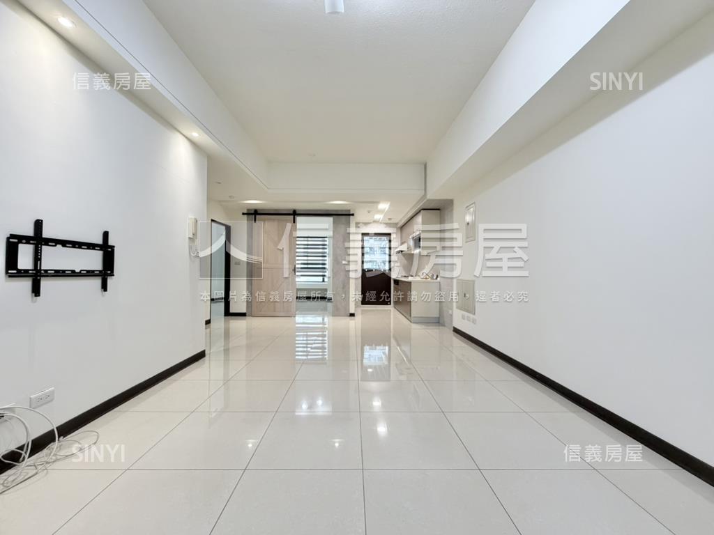 金生金室陽台進出明亮３房房屋室內格局與周邊環境