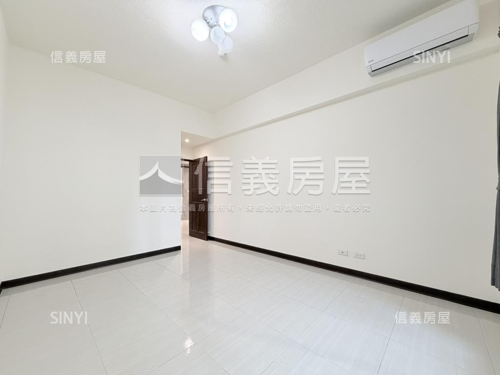 金生金室陽台進出明亮３房房屋室內格局與周邊環境