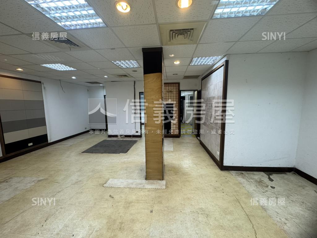龍江稀有一樓店辦房屋室內格局與周邊環境