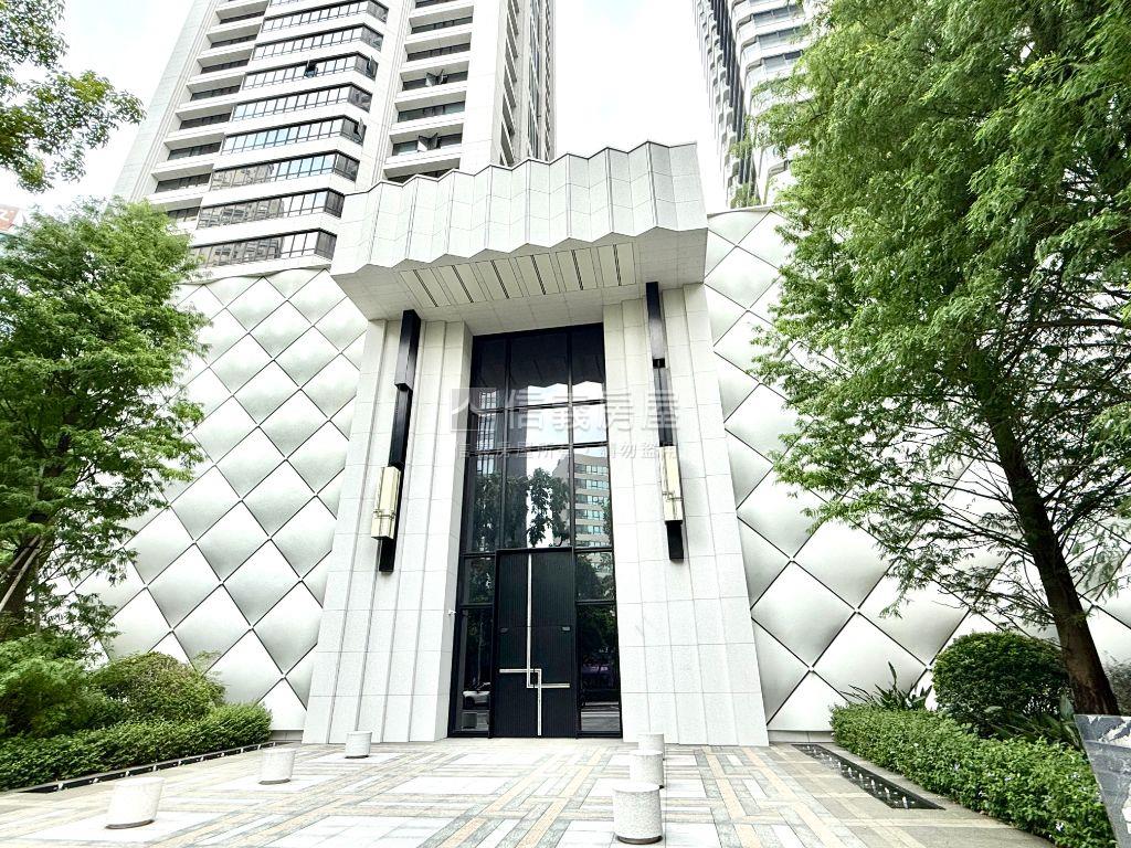 忠泰老佛爺房屋室內格局與周邊環境