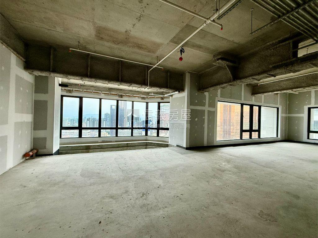 忠泰老佛爺房屋室內格局與周邊環境