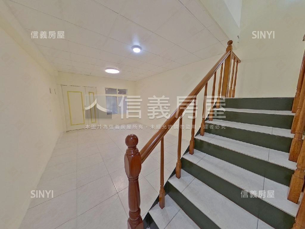 近忠孝國小透天厝房屋室內格局與周邊環境