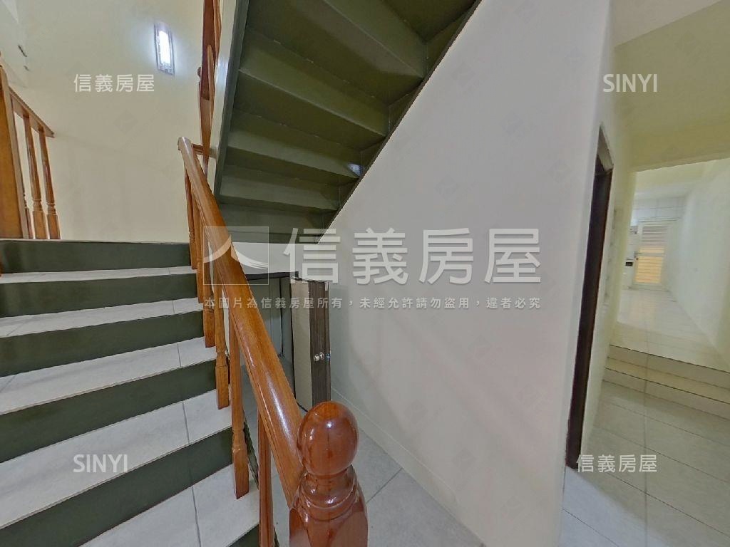 近忠孝國小透天厝房屋室內格局與周邊環境