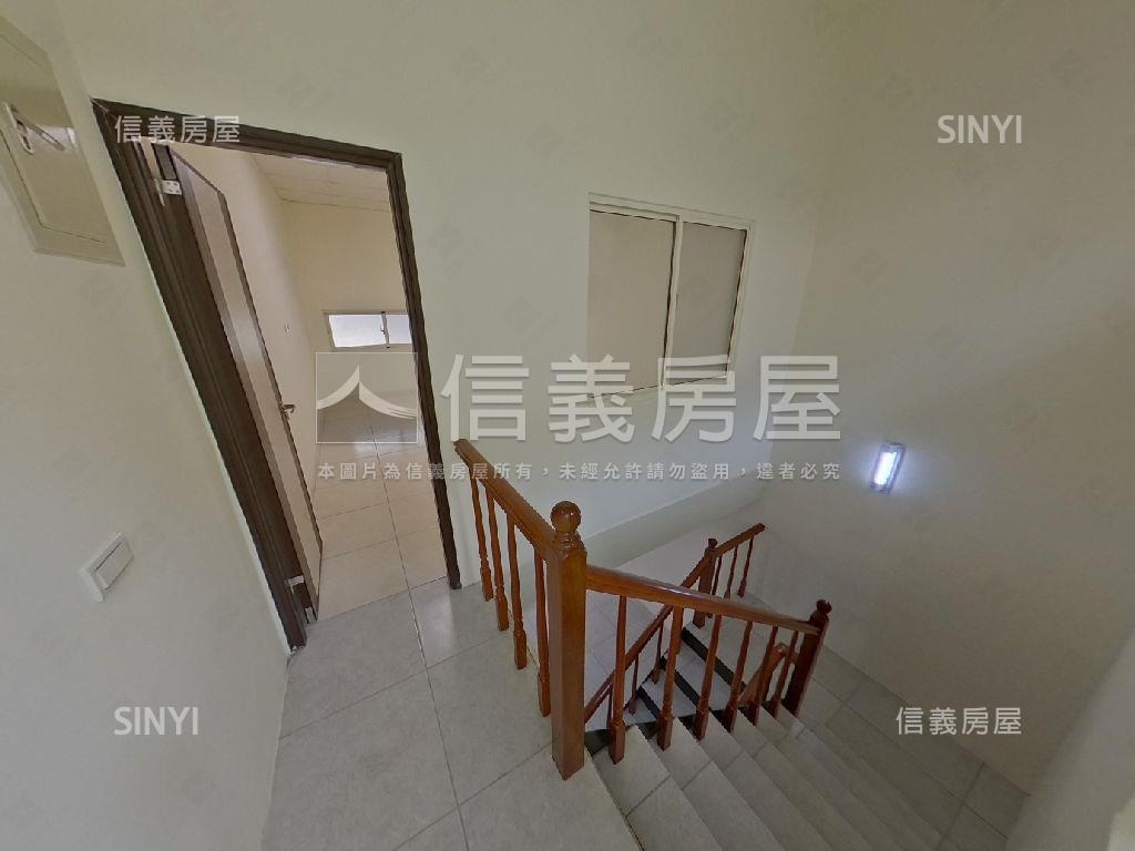 近忠孝國小透天厝房屋室內格局與周邊環境