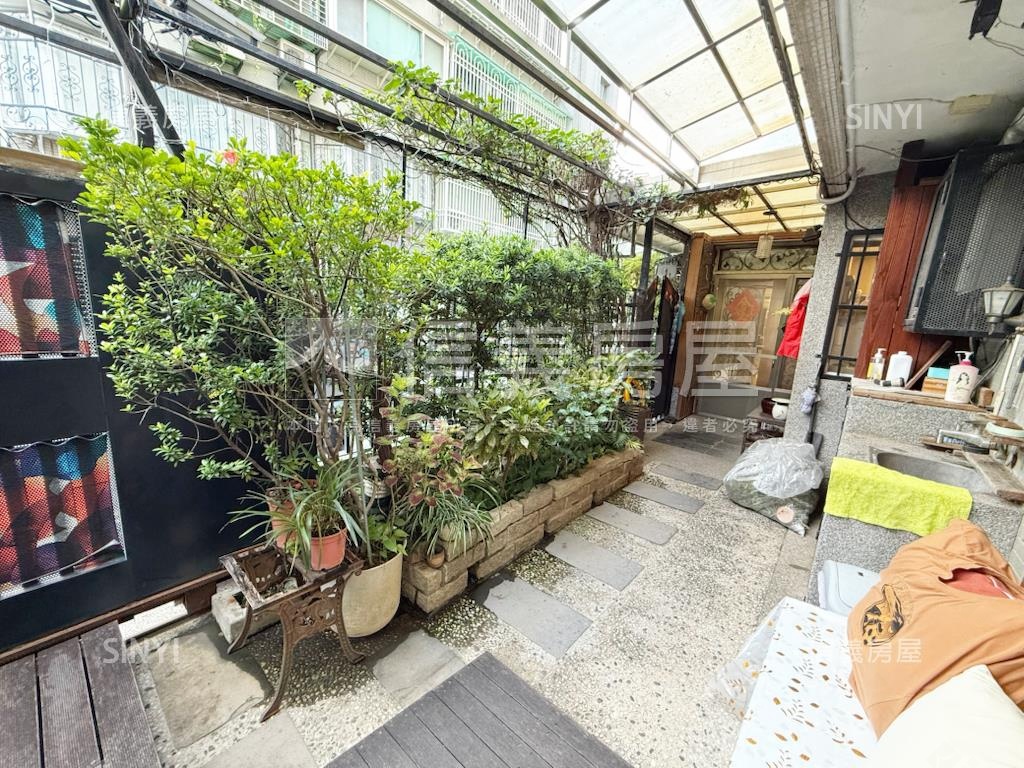 士東國小旁方便停車１樓房屋室內格局與周邊環境