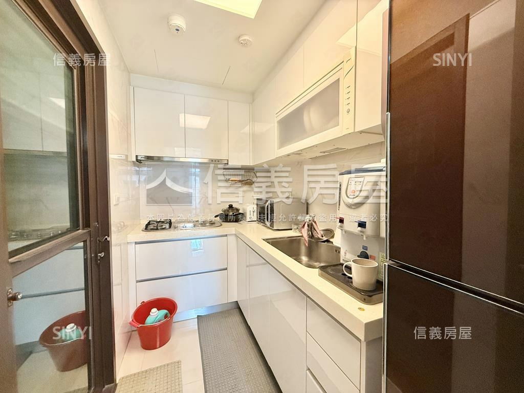 麗寶高質感挑高大兩房房屋室內格局與周邊環境