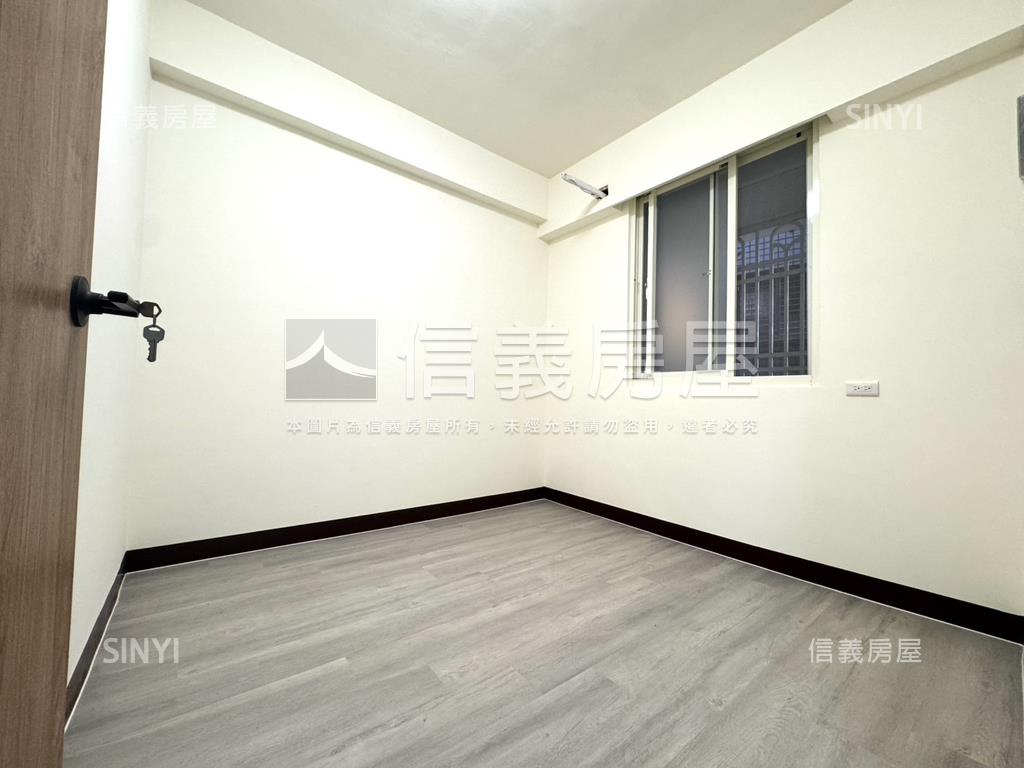 稀有釋出公寓三樓房屋室內格局與周邊環境