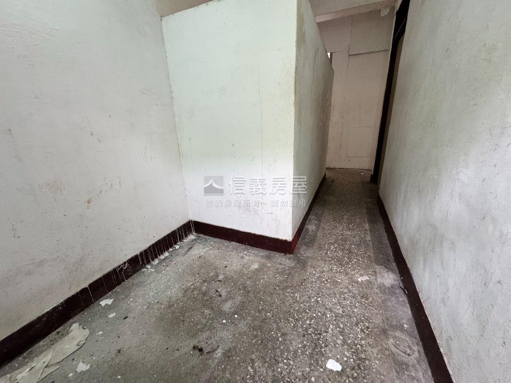 興南靜巷透天美宅房屋室內格局與周邊環境