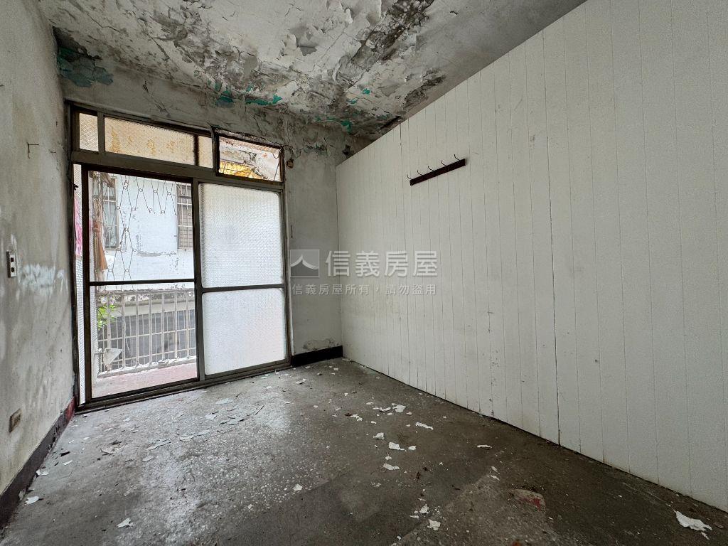 興南靜巷透天美宅房屋室內格局與周邊環境