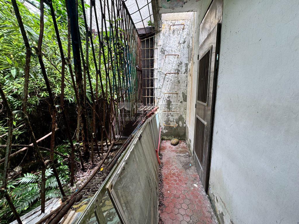 興南靜巷透天美宅房屋室內格局與周邊環境