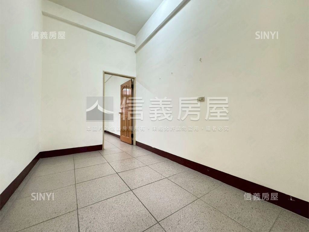 非你莫屬☆年輕寓所房屋室內格局與周邊環境