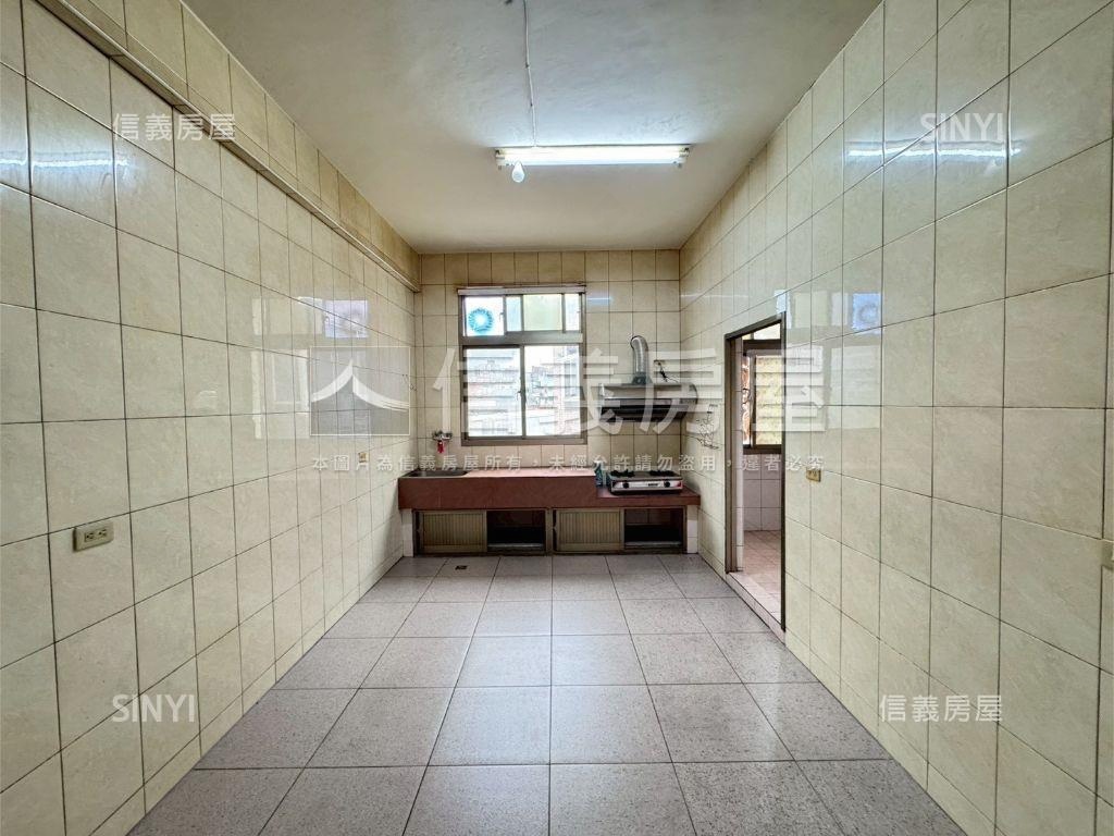 非你莫屬☆年輕寓所房屋室內格局與周邊環境