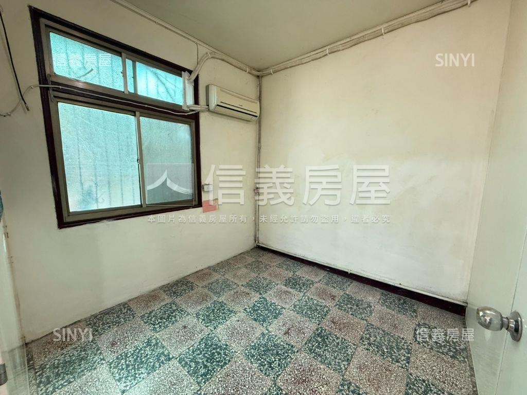 力霸街清幽邊間平房房屋室內格局與周邊環境