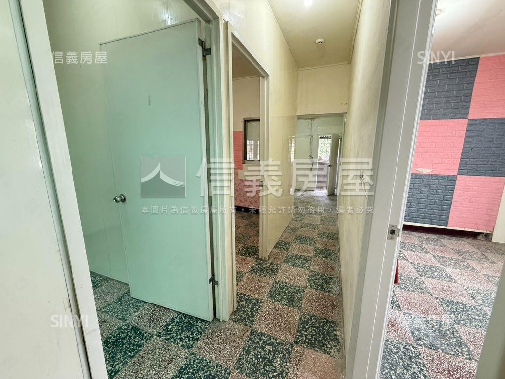 力霸街清幽邊間平房房屋室內格局與周邊環境