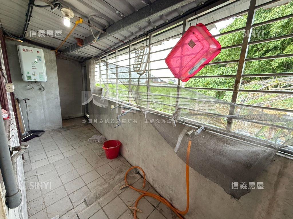 力霸街清幽邊間平房房屋室內格局與周邊環境