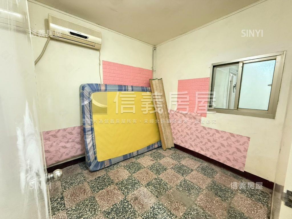 力霸街清幽邊間平房房屋室內格局與周邊環境