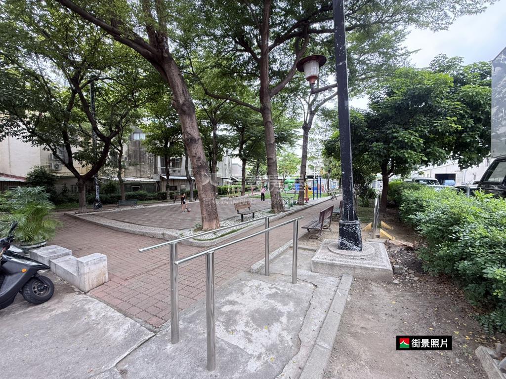 國泰東區朝南３房美寓房屋室內格局與周邊環境