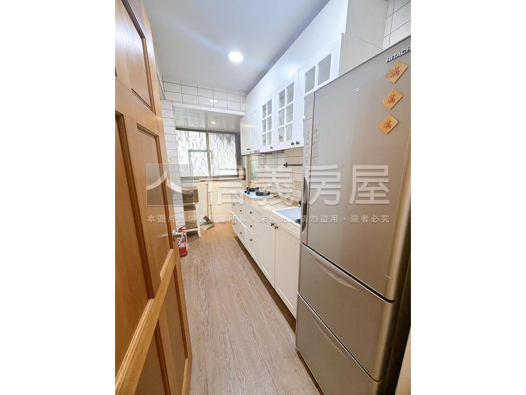忠順美美電梯二房房屋室內格局與周邊環境