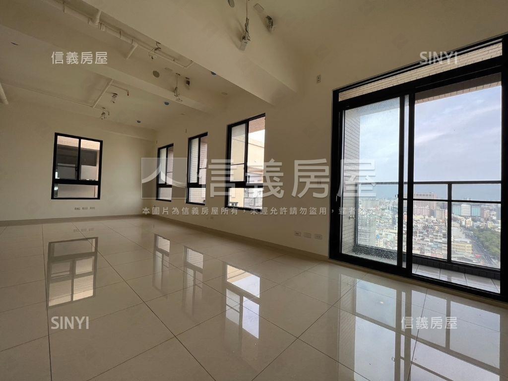 鑫左岸霸景平車宅房屋室內格局與周邊環境