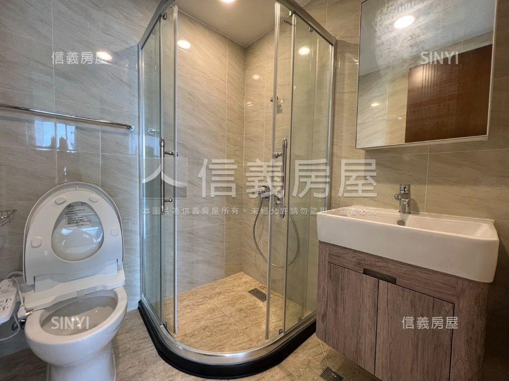 鑫左岸霸景平車宅房屋室內格局與周邊環境