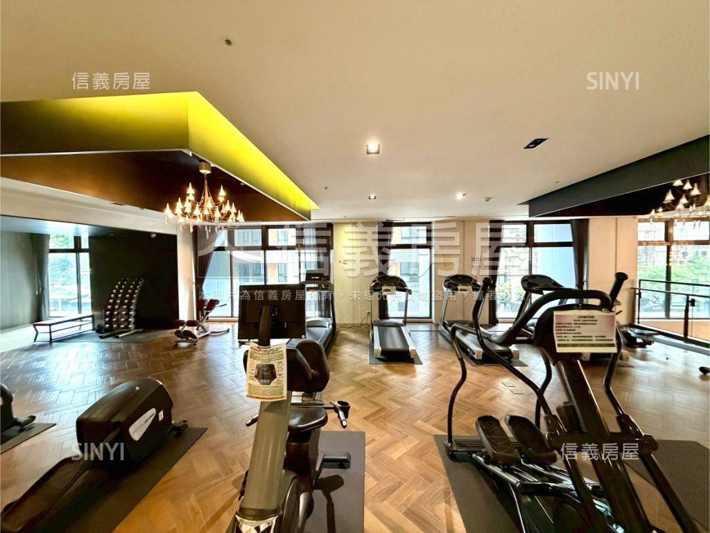 輕奢美妝＊小資成家美宅房屋室內格局與周邊環境