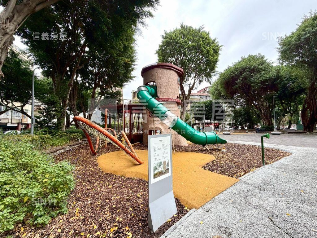 輕奢美妝＊小資成家美宅房屋室內格局與周邊環境