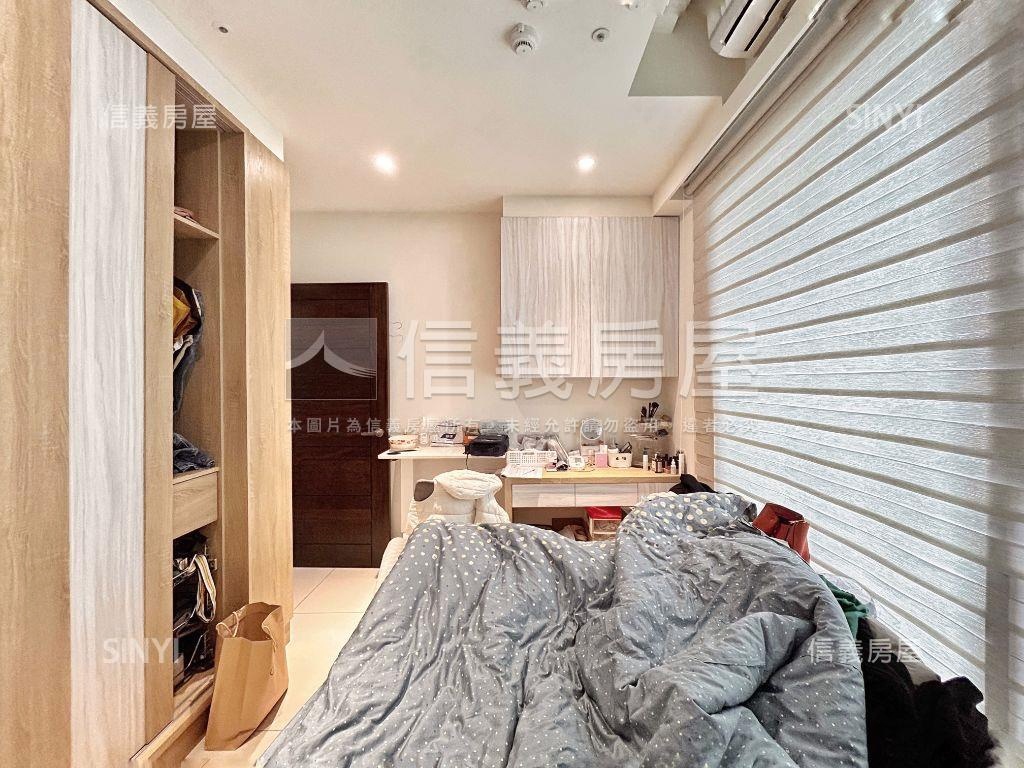 言真２房平面車位房屋室內格局與周邊環境