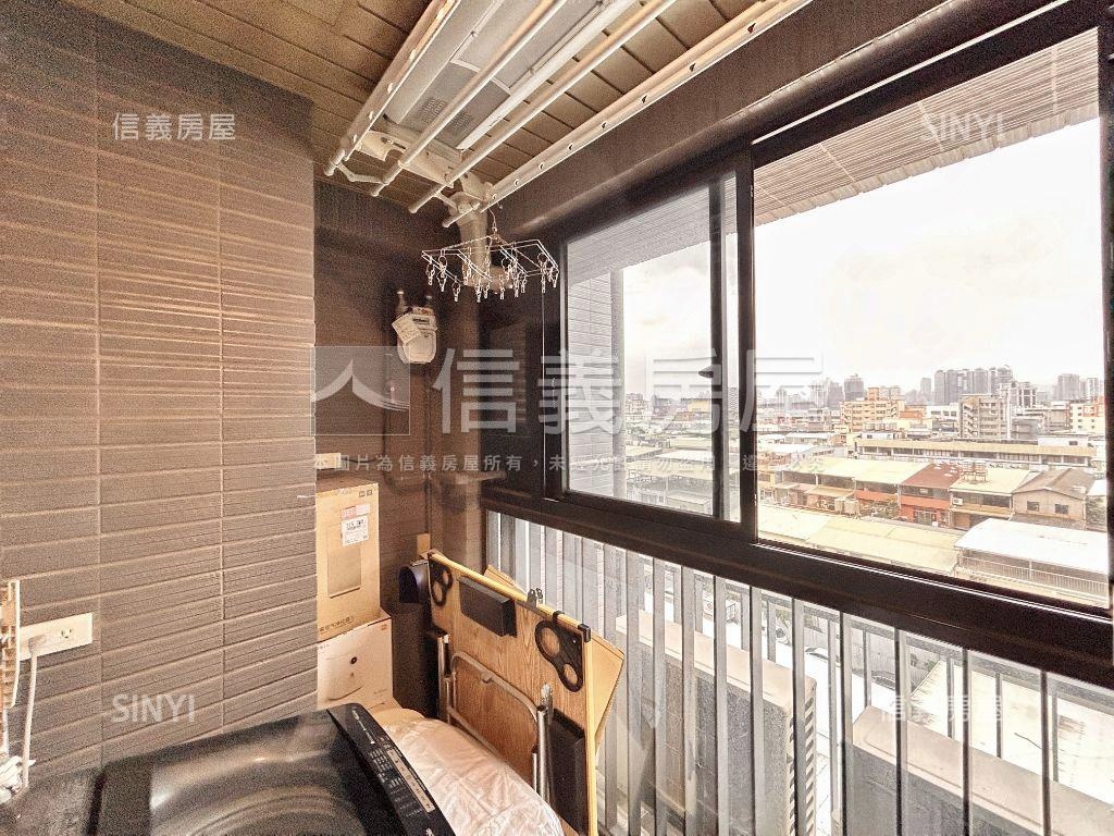 言真２房平面車位房屋室內格局與周邊環境