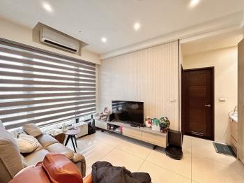 言真２房平面車位