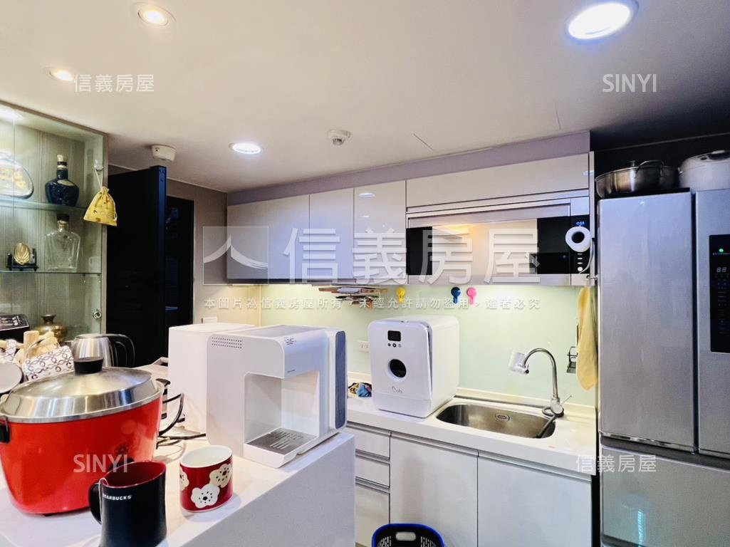 專任★立信鼎峰２＋１房房屋室內格局與周邊環境