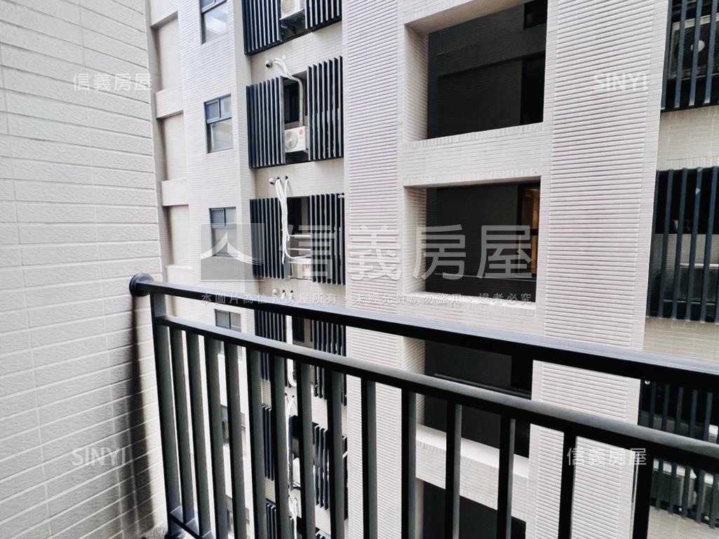 專任★立信鼎峰２＋１房房屋室內格局與周邊環境