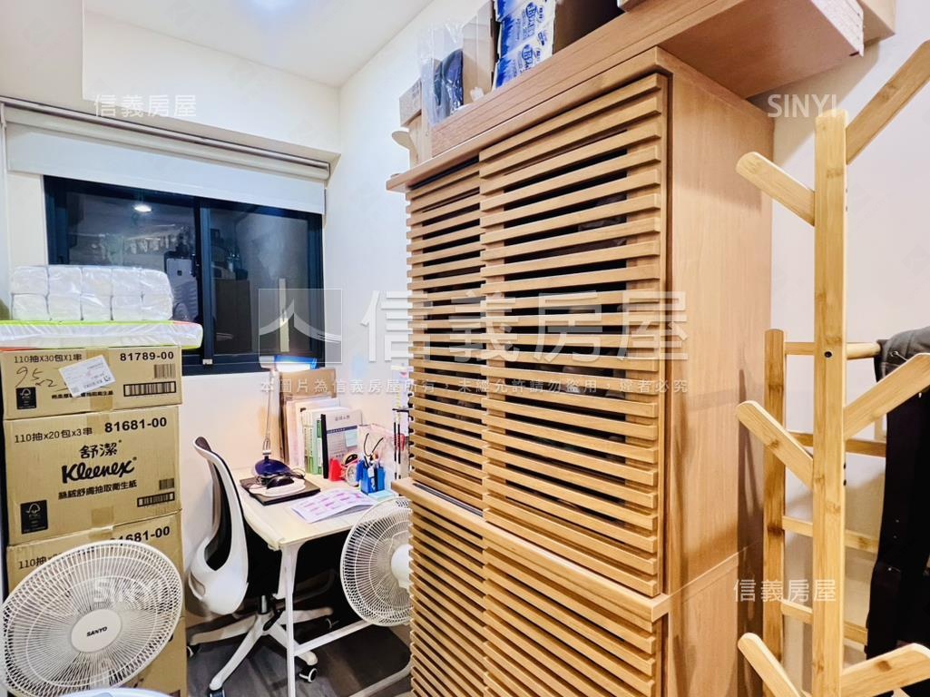 專任★立信鼎峰２＋１房房屋室內格局與周邊環境