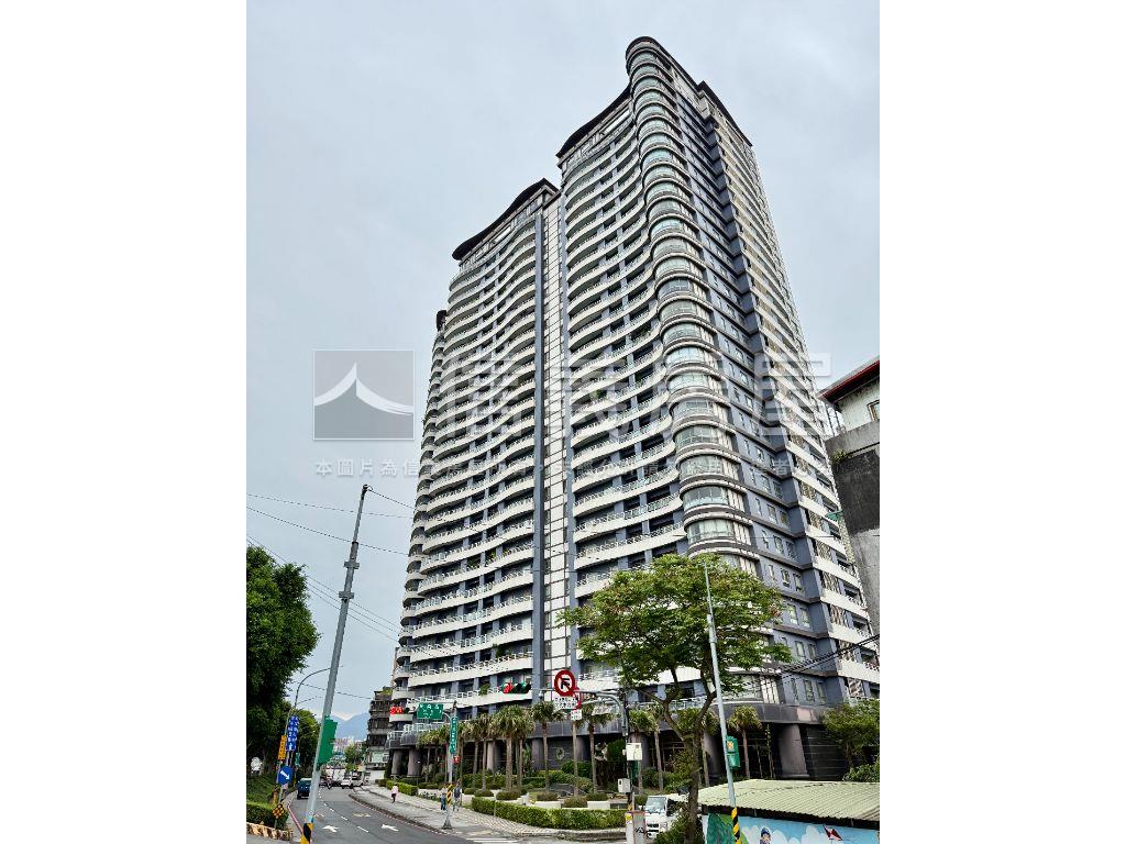 尊榮天琴河景居房屋室內格局與周邊環境