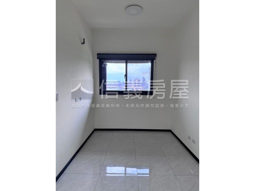 半島景觀２房＋１室附車位房屋室內格局與周邊環境