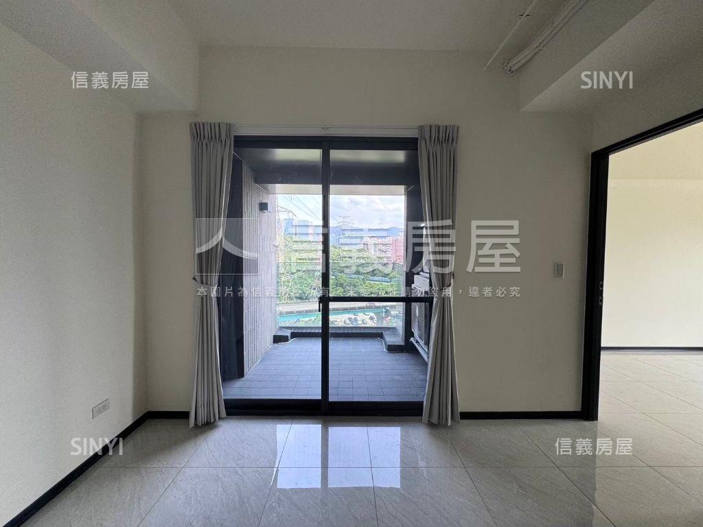 半島景觀２房＋１室附車位房屋室內格局與周邊環境