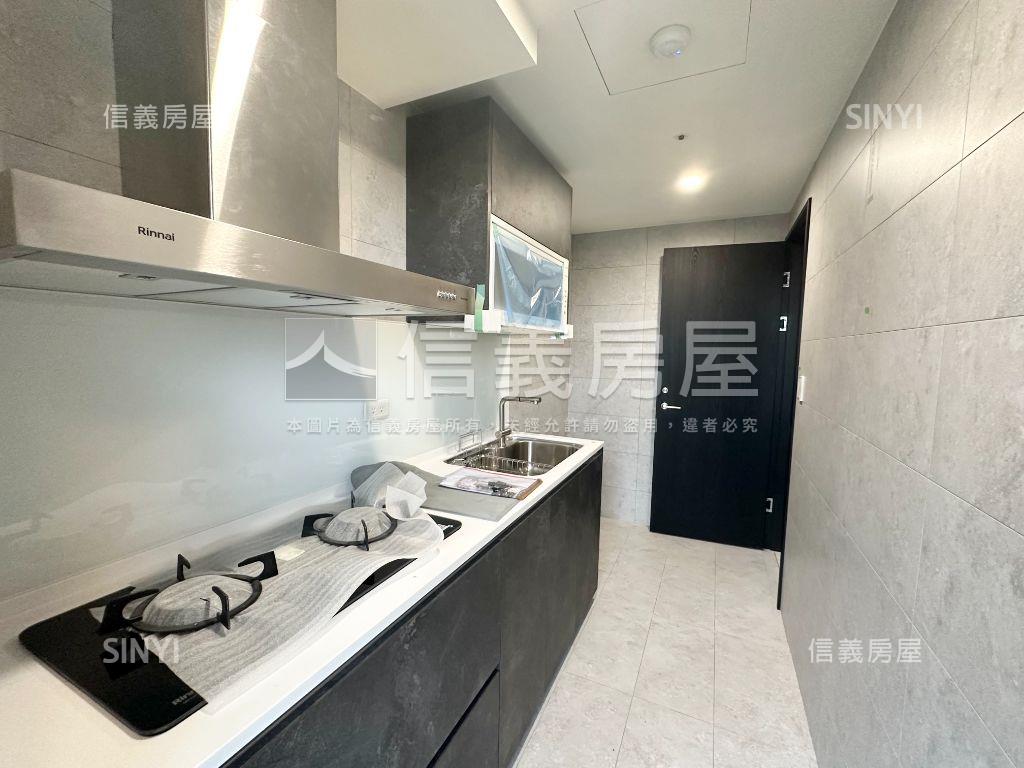 半島景觀２房＋１室附車位房屋室內格局與周邊環境