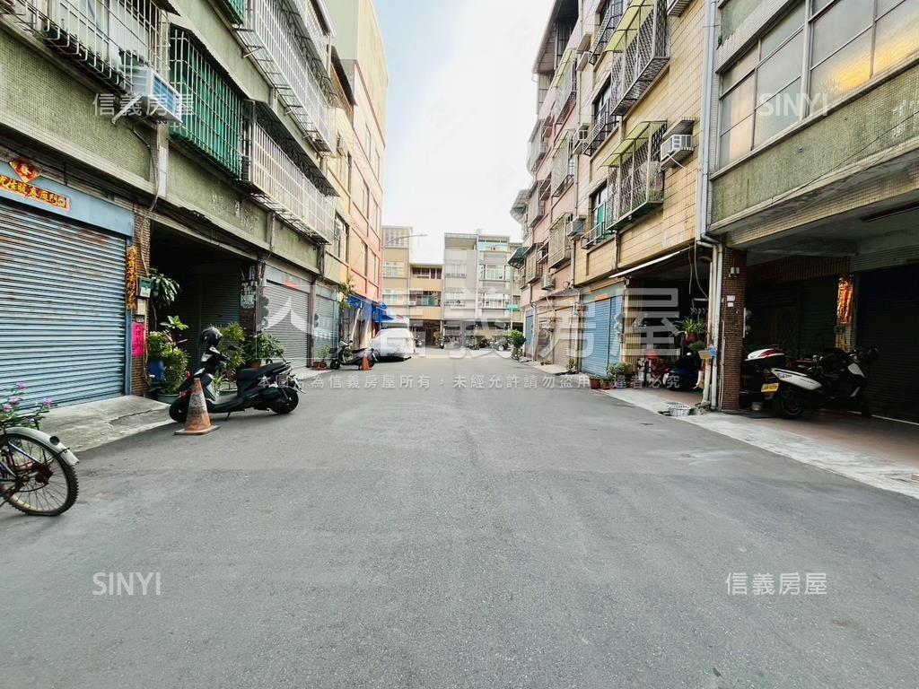 五甲稀有大地坪邊間透天房屋室內格局與周邊環境