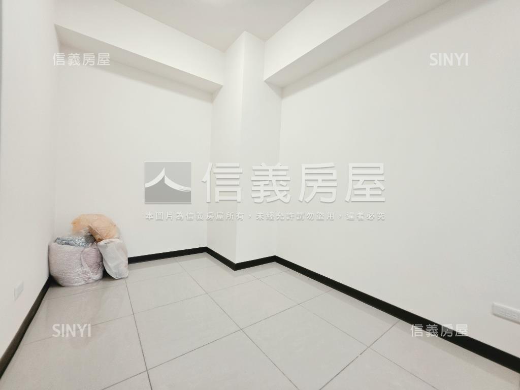 豐盛之城景觀兩房車位房屋室內格局與周邊環境